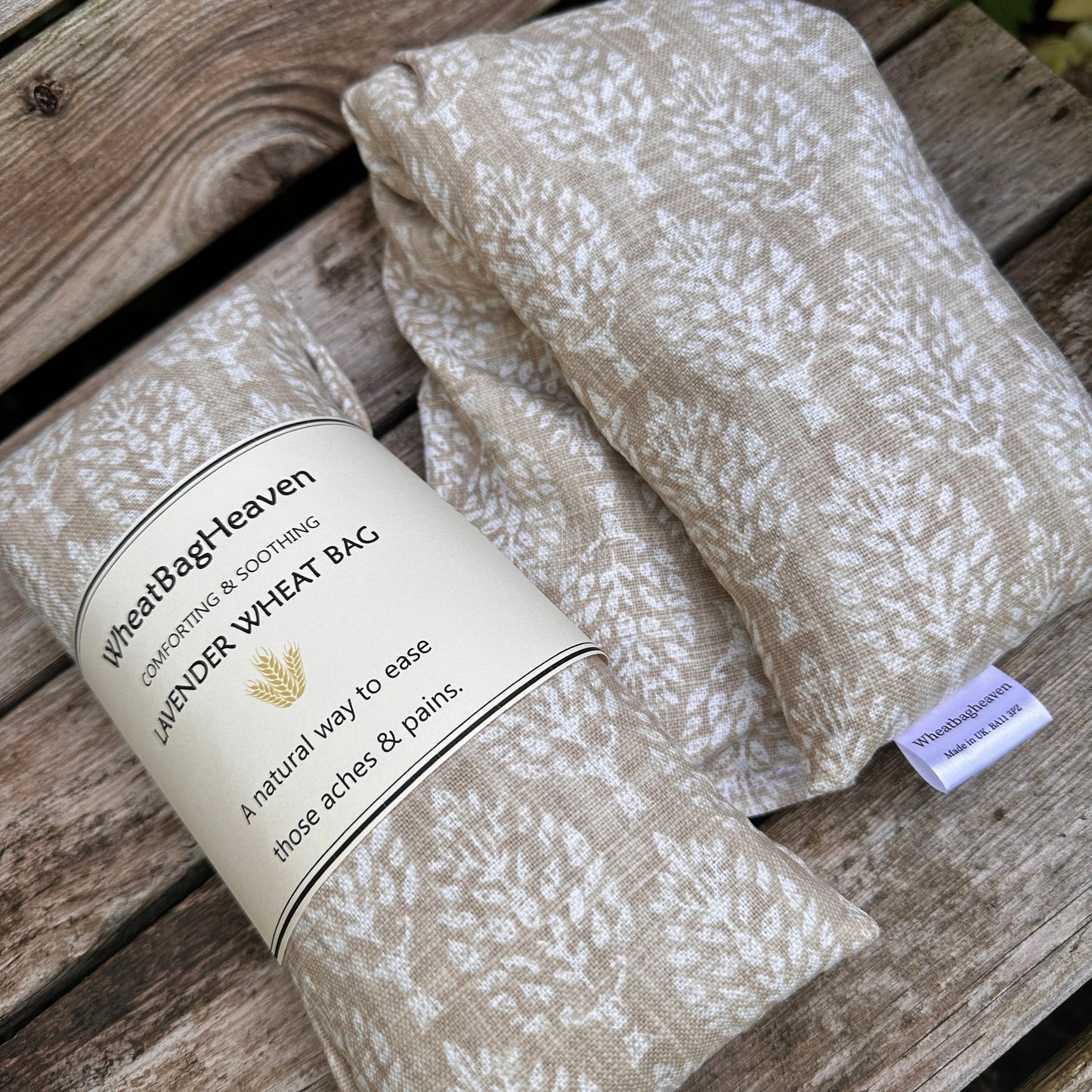 Beige printed eye pillow with lavender, 100% natural sleep aid. lavender black out eye mask.