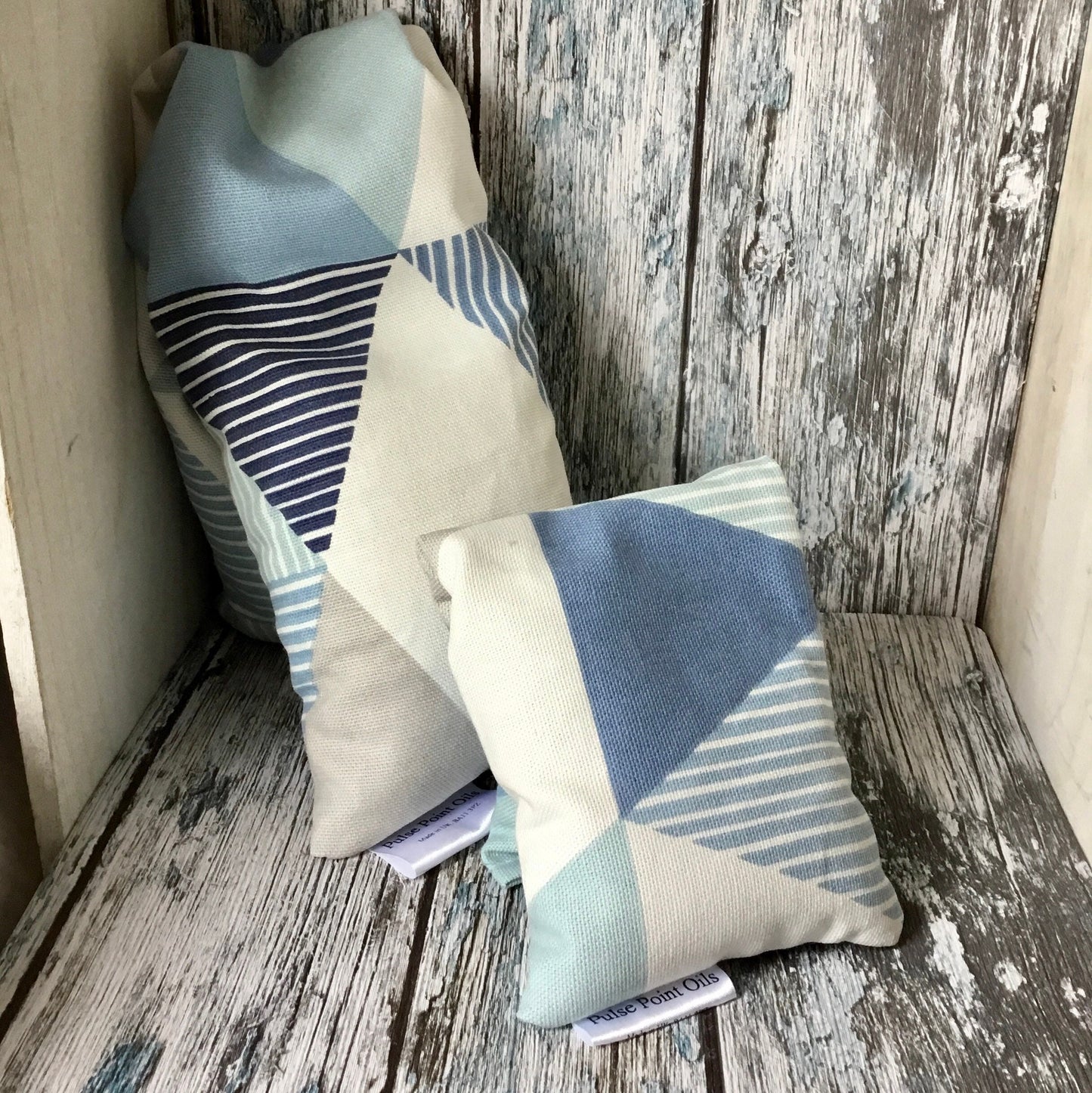 Lavender heating pad, Triangle print Wheat bag for him, neck wrap for relaxation and sleep